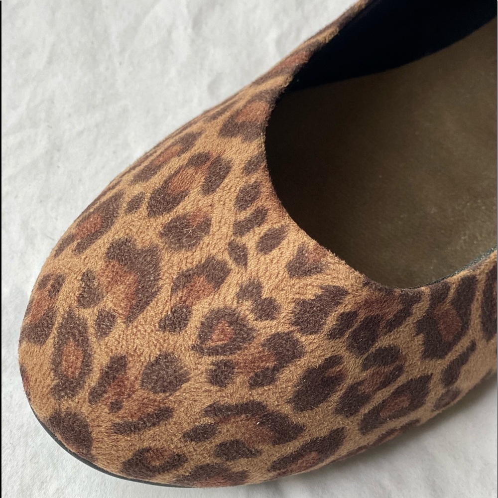 Cheetah Slippers Size 13 Women’s